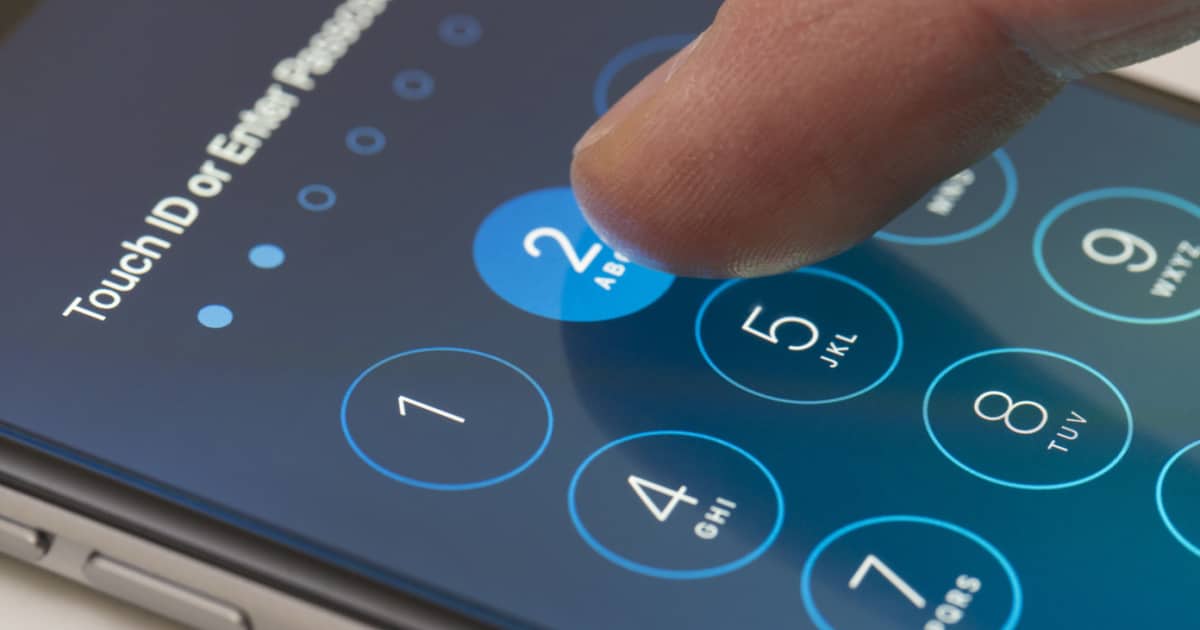 how to lock text messages on iphone