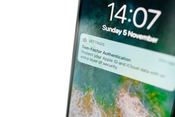 iphone spy app that works with two-factor authentication