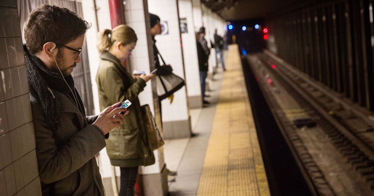 How to Stay Safe While Enjoying Free Subway Wi-Fi