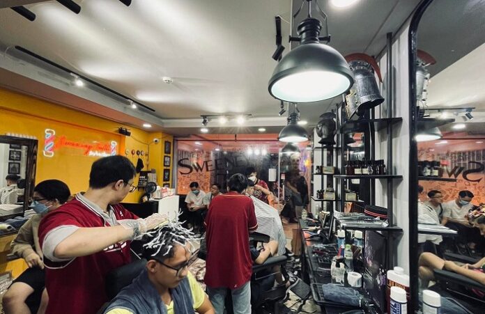 barbershop gần đây sweeney todd barbershop